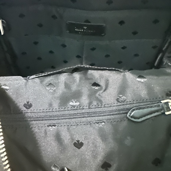 kate spade chelsea daisy print medium backpack - Picture 4 of 6